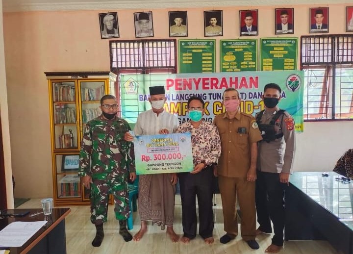 Pembagian Bantuan Langsung Tunai ( BLT)